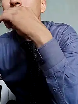 Snapshot of Business_dickkk chatting on December 5, 7:44 pm Business dickkk online show from December 5, 7:44 pm