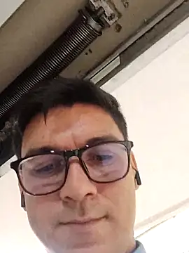 Snapshot of Business_dickkk chatting on February 22, 2:08 pm Business dickkk online show from February 22, 2:08 pm