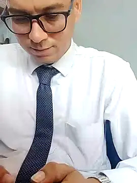 Snapshot of Business_dickkk chatting on January 4, 5:16 pm Business dickkk online show from January 4, 5:16 pm