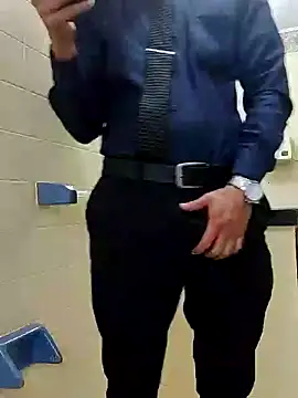 Snapshot of Business_dickkk chatting on December 30, 10:34 pm Business dickkk online show from December 30, 10:34 pm