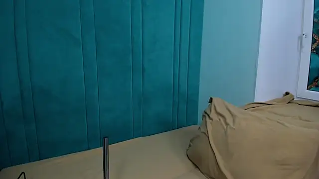 JuliaBusty online show from April 23, 5:25 am