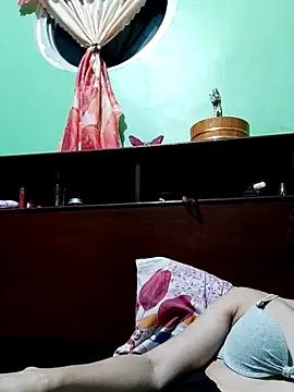 QueenSoreal online show from October 25, 4:18 pm