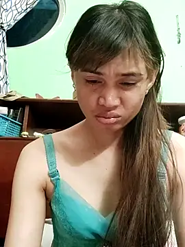 QueenSoreal online show from March 15, 5:09 pm