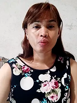 QueenSoreal online show from September 9, 6:06 pm