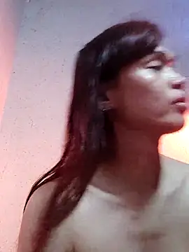 QueenSoreal online show from March 7, 4:44 pm