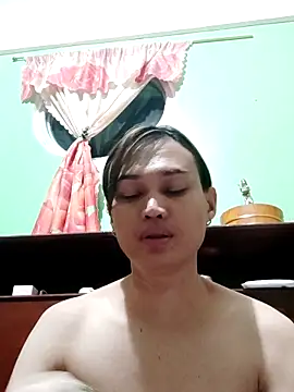 QueenSoreal online show from November 15, 3:38 pm