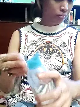 Snapshot of QueenSoreal chatting on February 1, 2:48 pm QueenSoreal online show from February 1, 2:48 pm