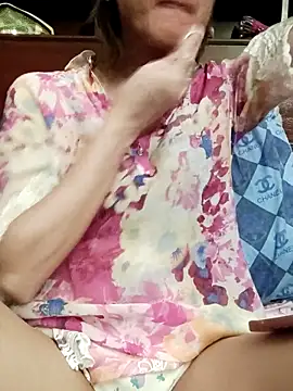 QueenSoreal online show from April 15, 1:48 pm