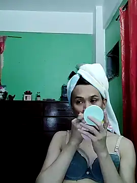 QueenSoreal online show from September 23, 5:42 pm