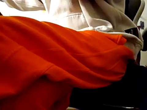 Snapshot of verylargecock chatting on October 29, 5:50 am verylargecock online show from October 29, 5:50 am