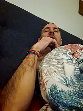 verylargecock online show from January 12, 10:22 am