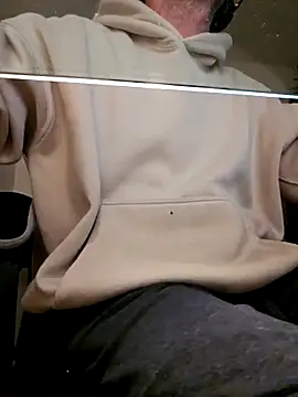 Snapshot of verylargecock chatting on September 14, 11:05 pm verylargecock online show from September 14, 11:05 pm