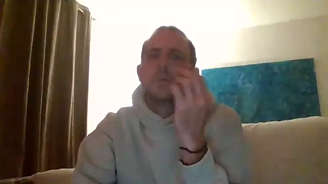 Snapshot of verylargecock chatting on September 13, 7:47 pm verylargecock online show from September 13, 7:47 pm