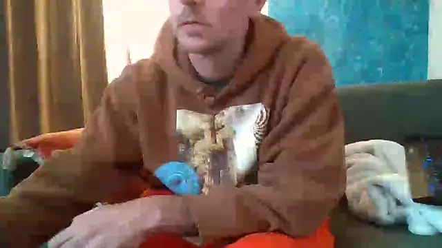 Snapshot of verylargecock chatting on September 23, 3:30 pm verylargecock online show from September 23, 3:30 pm