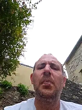 Snapshot of verylargecock chatting on September 9, 7:51 am verylargecock online show from September 9, 7:51 am