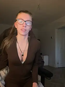Heidi Harper online show from February 6, 4:58 pm
