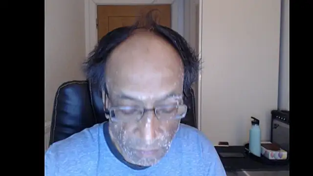 rauncher1 online show from April 11, 8:51 am