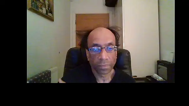 Snapshot of rauncher1 chatting on July 5, 1:21 am rauncher1 online show from July 5, 1:21 am