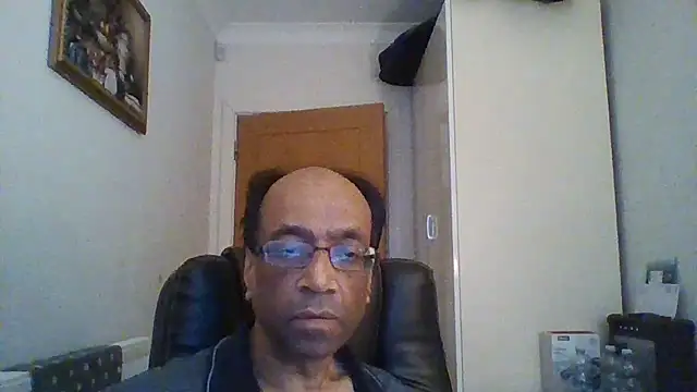 rauncher1 online show from December 2, 8:58 am