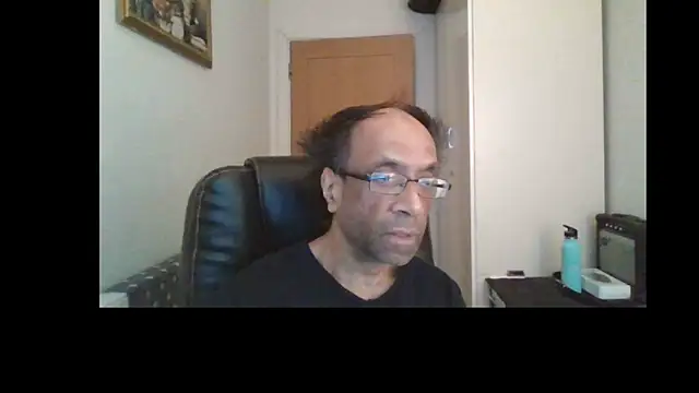 rauncher1 online show from May 12, 8:32 am