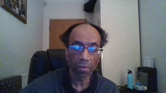 rauncher1 online show from December 22, 1:06 am