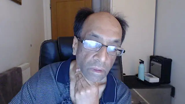 rauncher1 online show from March 25, 8:46 am