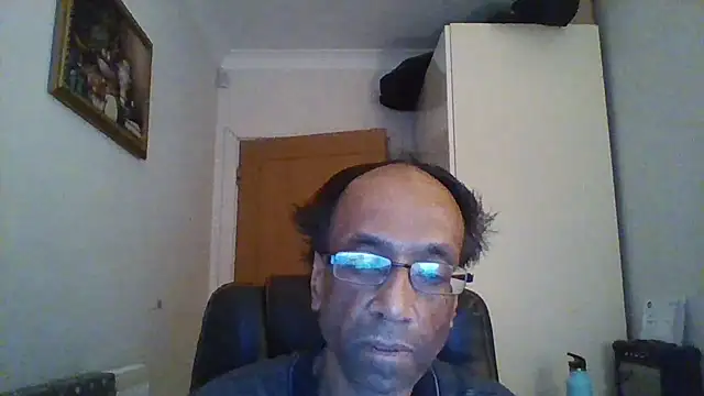 rauncher1 online show from December 18, 9:58 am