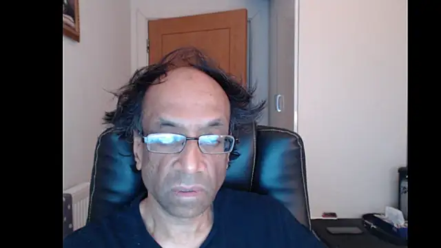 Snapshot of rauncher1 chatting on June 26, 9:15 am rauncher1 online show from June 26, 9:15 am