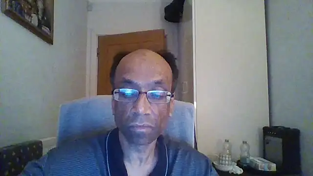 rauncher1 online show from September 26, 11:44 pm