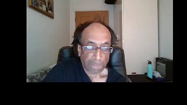 Snapshot of rauncher1 chatting on July 8, 10:16 am rauncher1 online show from July 8, 10:16 am
