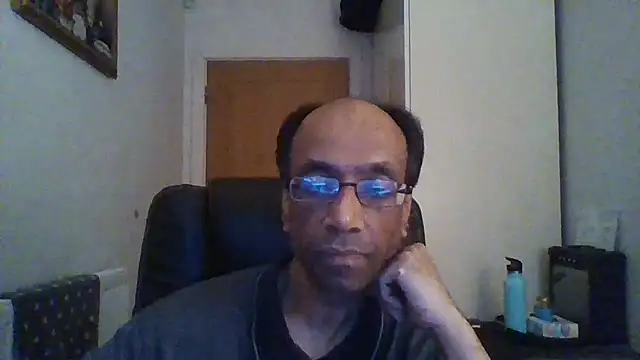 rauncher1 online show from December 17, 9:25 am