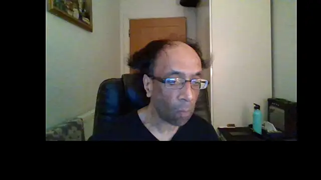 Snapshot of rauncher1 chatting on July 7, 10:13 pm rauncher1 online show from July 7, 10:13 pm