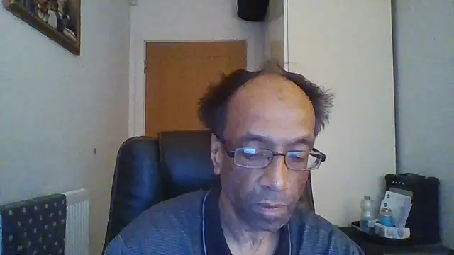 rauncher1 online show from November 19, 10:37 am