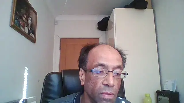 rauncher1 online show from November 26, 10:59 am