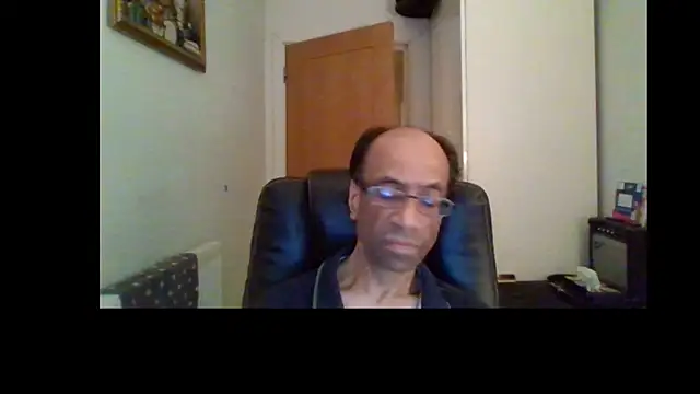 Snapshot of rauncher1 chatting on June 26, 9:20 pm rauncher1 online show from June 26, 9:20 pm