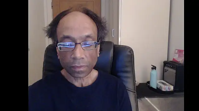 rauncher1 online show from May 5, 8:17 am