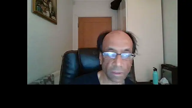 Snapshot of rauncher1 chatting on July 17, 8:22 am rauncher1 online show from July 17, 8:22 am