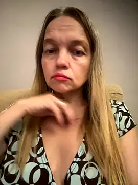 Susanel online show from September 15, 4:40 pm