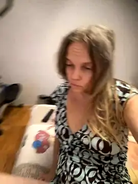 Susanel online show from September 21, 8:36 pm