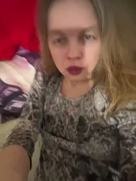 Susanel online show from March 15, 5:26 pm