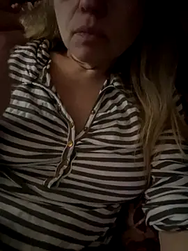 Susanel online show from October 10, 11:22 am