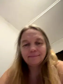 Susanel online show from October 5, 9:49 pm