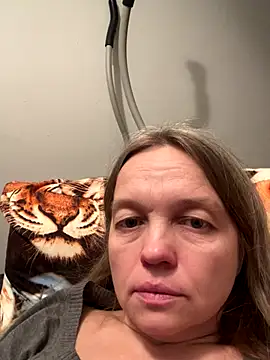 Susanel online show from December 17, 10:15 pm