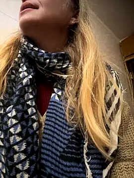 Susanel online show from November 30, 3:35 pm