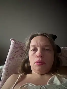 Susanel online show from November 22, 11:31 am