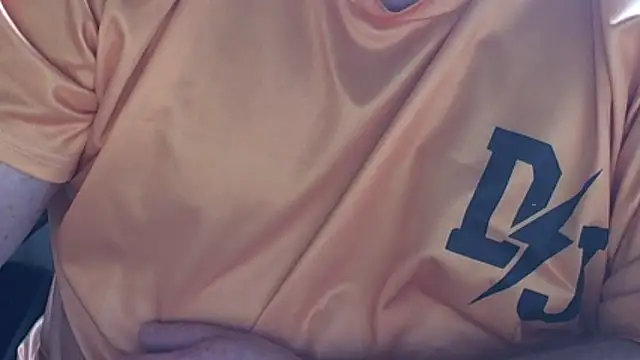 Snapshot of neegrr chatting on February 10, 10:36 am neegrr online show from February 10, 10:36 am