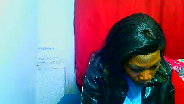 Snapshot of freaky_naughty chatting on June 29, 3:23 pm freaky naughty online show from June 29, 3:23 pm