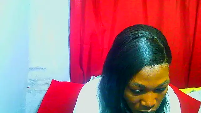 Snapshot of freaky_naughty chatting on June 26, 12:11 pm freaky naughty online show from June 26, 12:11 pm