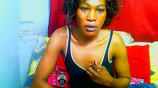 Snapshot of freaky_naughty chatting on July 6, 11:06 am freaky naughty online show from July 6, 11:06 am