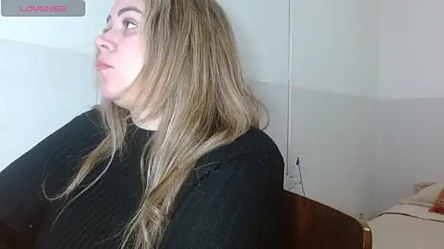 bella savati online show from September 27, 1:12 am